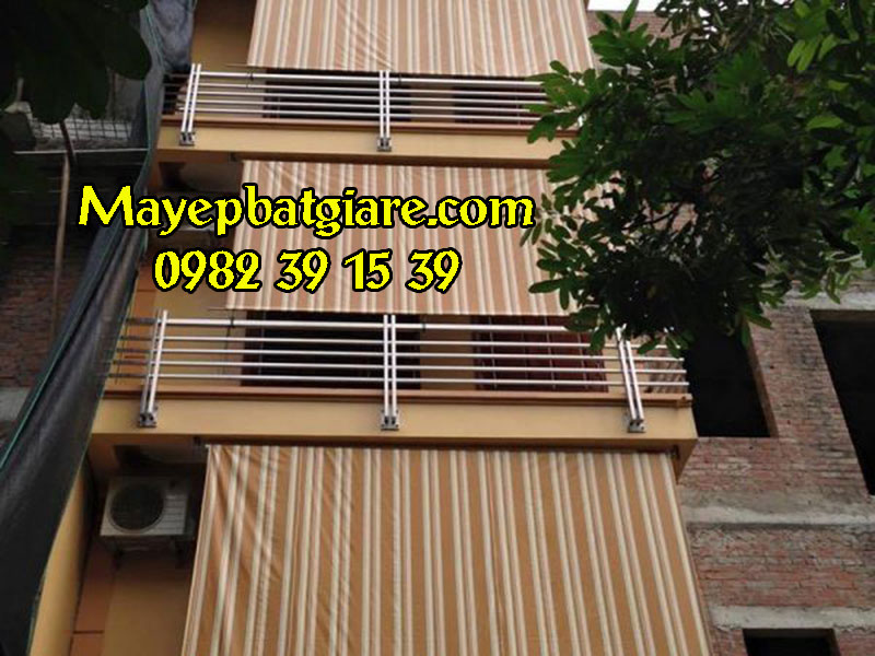 mái thả tự cuốn che nắng mưa